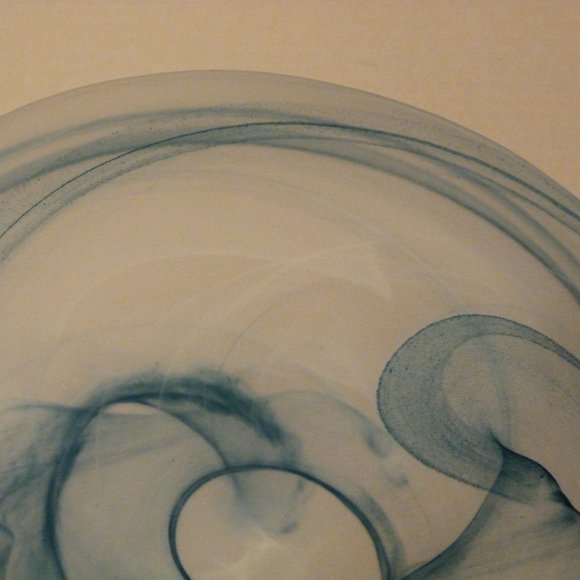 Artisan Ware Art Glass Ice Blue & White Swirl Design Serving Plate / Platter, - Picture 5 of 10
